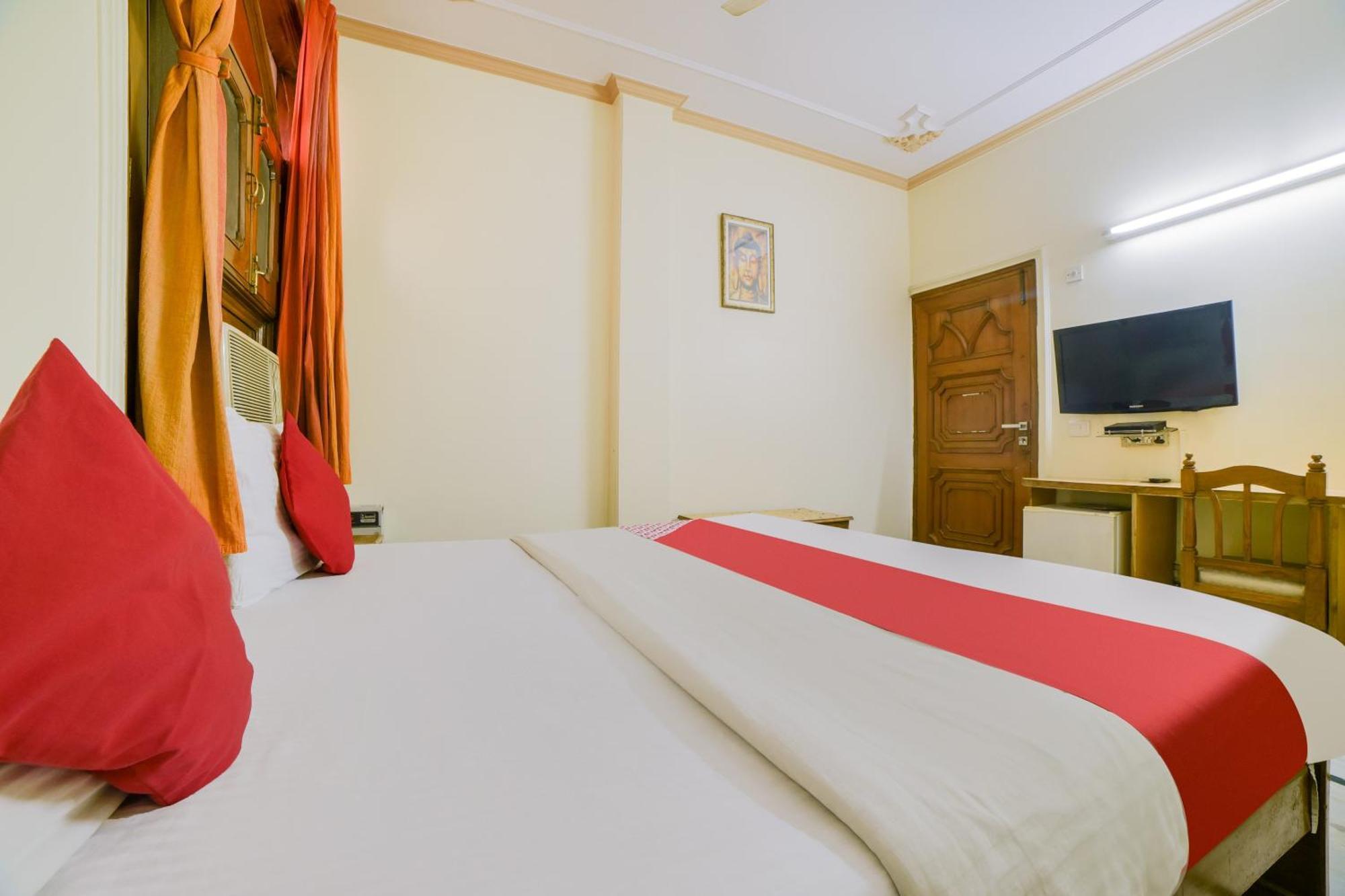 Super Hotel O Blue Sapphire Delhi New Delhi Exterior photo