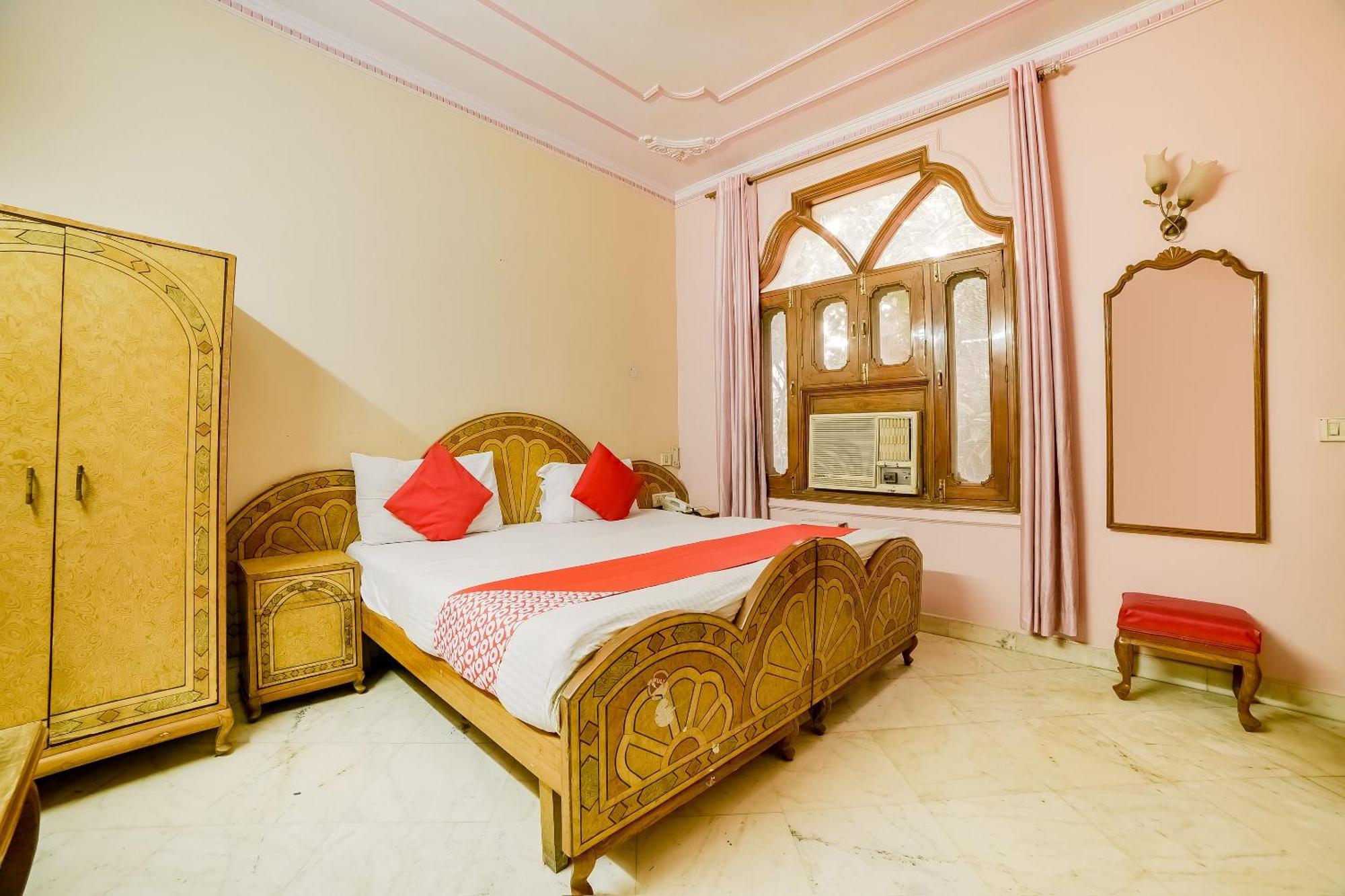 Super Hotel O Blue Sapphire Delhi New Delhi Exterior photo
